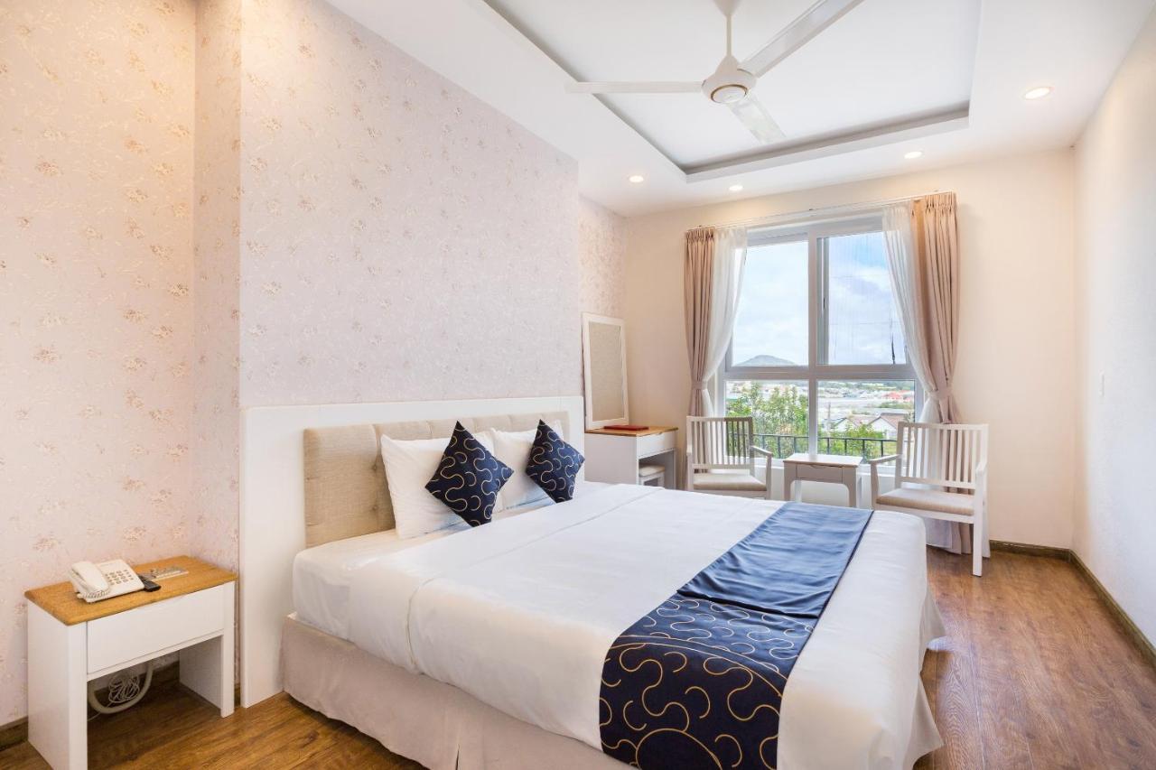 Capital O 585 Saigon Book Da Lat Hotel Экстерьер фото